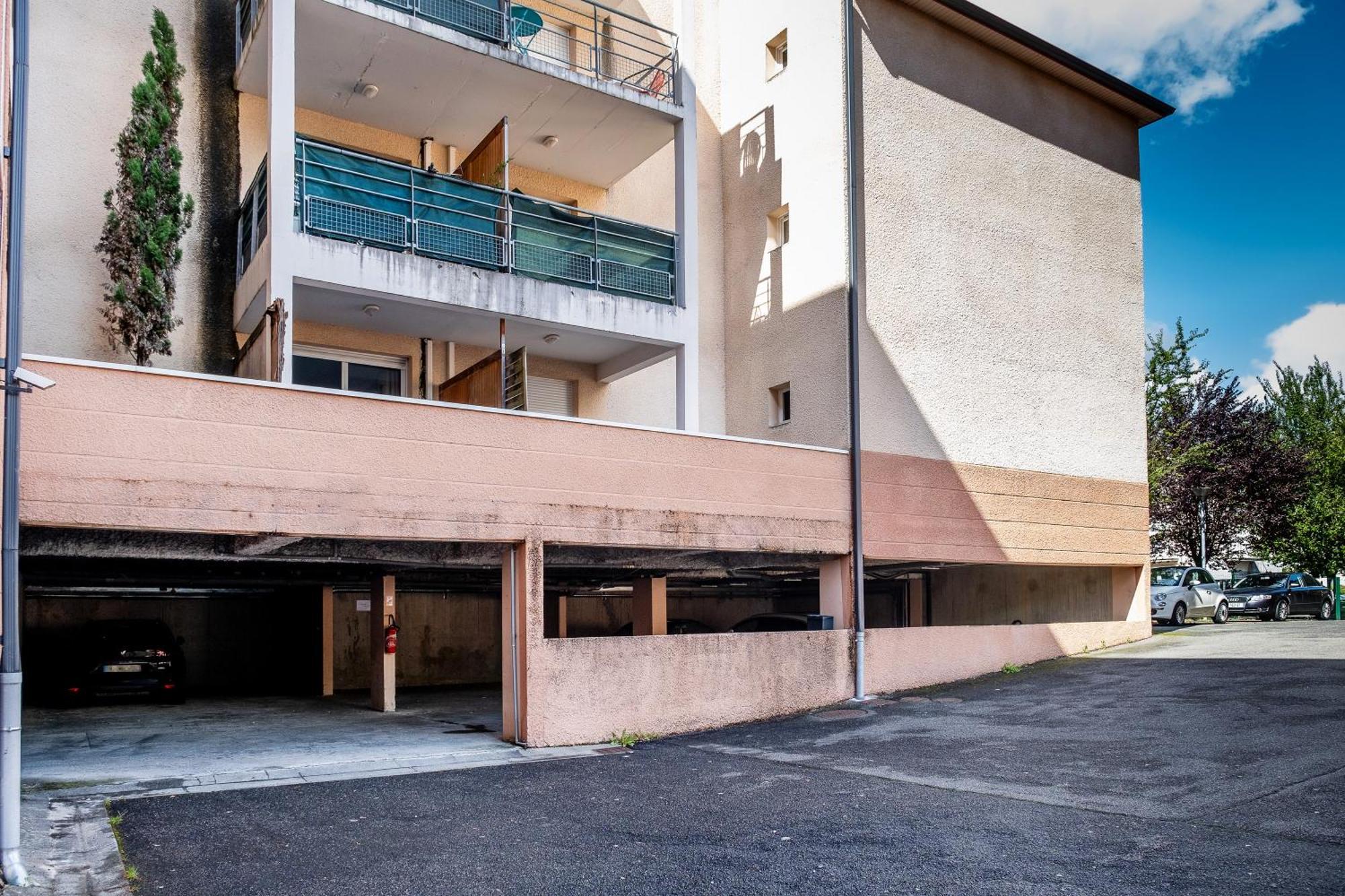 Appart. T 1 Bis, Centre Ville, Entierement Renove Lourdes Exterior photo